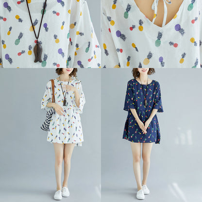 Elegante weiße Midi-Kleider aus Baumwolle, lässiges Kleid, feine Halbarm-Kleider mit Blumenmuster und V-Ausschnitt