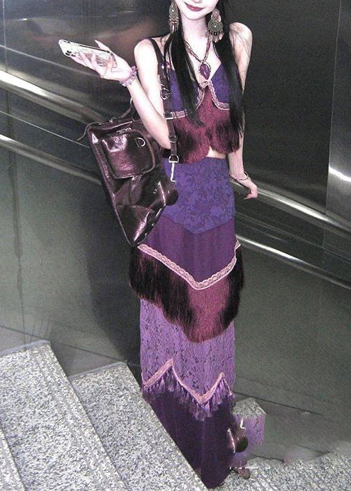 Zweiteiliges Seiden-Set im Ethno-Stil mit lila Quasten und Patchwork-Muster für den Sommer