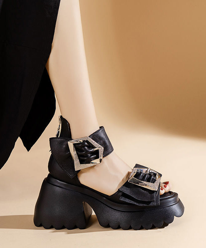 Modische schwarze Sandalen mit Reißverschluss und Schnallenriemen, klobige Sandalen