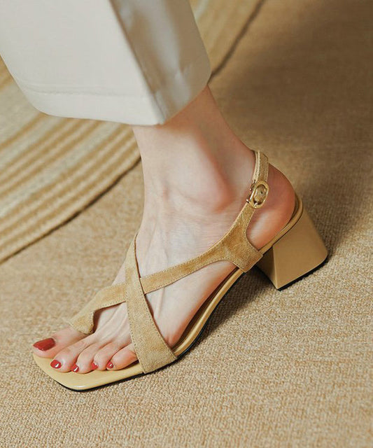 Modische Sandalen aus echtem Wildleder in Blau mit gekreuzten Riemen