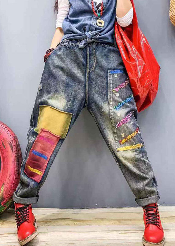 Modische blaue Haremshose aus Denim mit Patch-Applikation