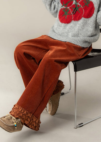 Pantalones rectos de pana oversize con volantes en rojo ladrillo de moda para primavera