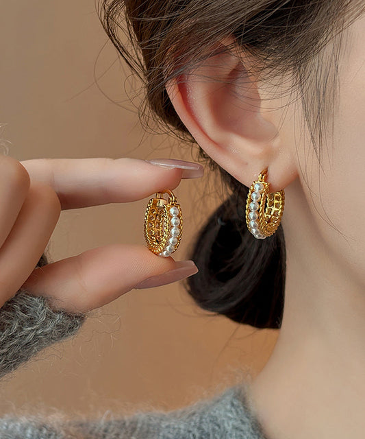 Pendientes de aro con perlas doradas y cobre dorado