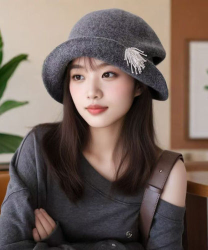 Sombrero de lana con adornos de cabeza de perla gris de moda