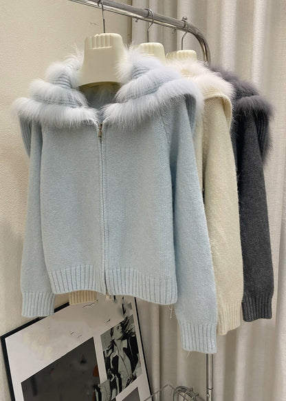 Modische hellblaue Strickjacke mit Matrosenkragen und Patchwork-Design aus Baumwolle für den Winter