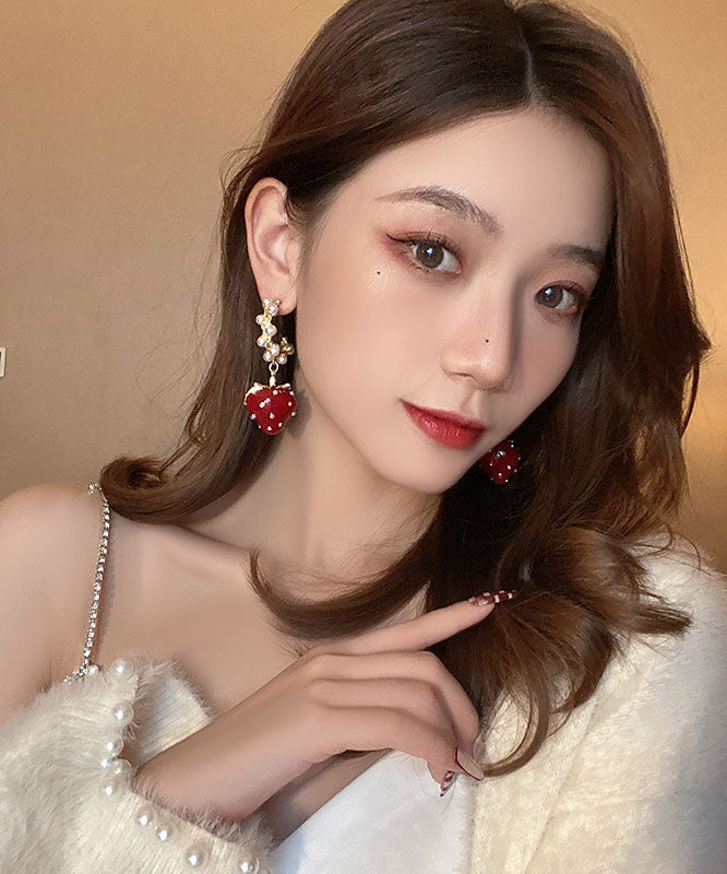 Pendientes colgantes de fresa con jade y circonita de aleación roja de moda