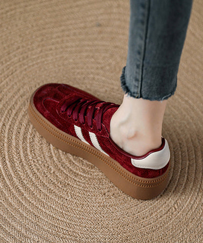 Modische rote Wildleder-Plateau-Ballerinas mit Schnürung