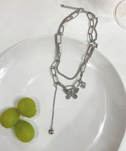 Collar con colgante de mariposa de amor de aleación de seda de moda