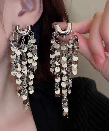 Pendientes colgantes con borlas de lentejuelas y aleación de metal y seda de moda