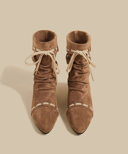 Modische Keilstiefel mit Zierelementen, rosa Wildleder, flauschiges Wollfutter