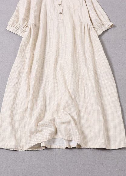Feines beiges Stehkragen-Kariertes Baumwoll-Urlaubskleid mit halben Ärmeln