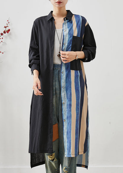 Feines schwarzes asymmetrisch gestreiftes Leinenhemdkleid Sommer