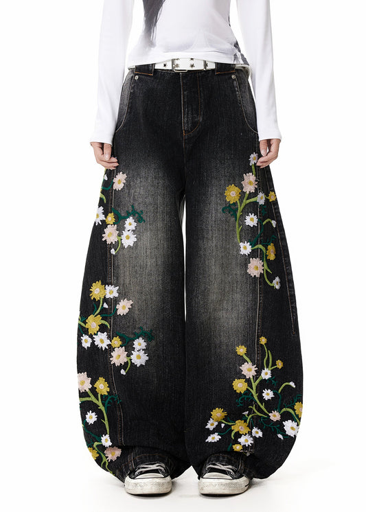 Feine schwarze bestickte High-Waist-Jeans für den Frühling