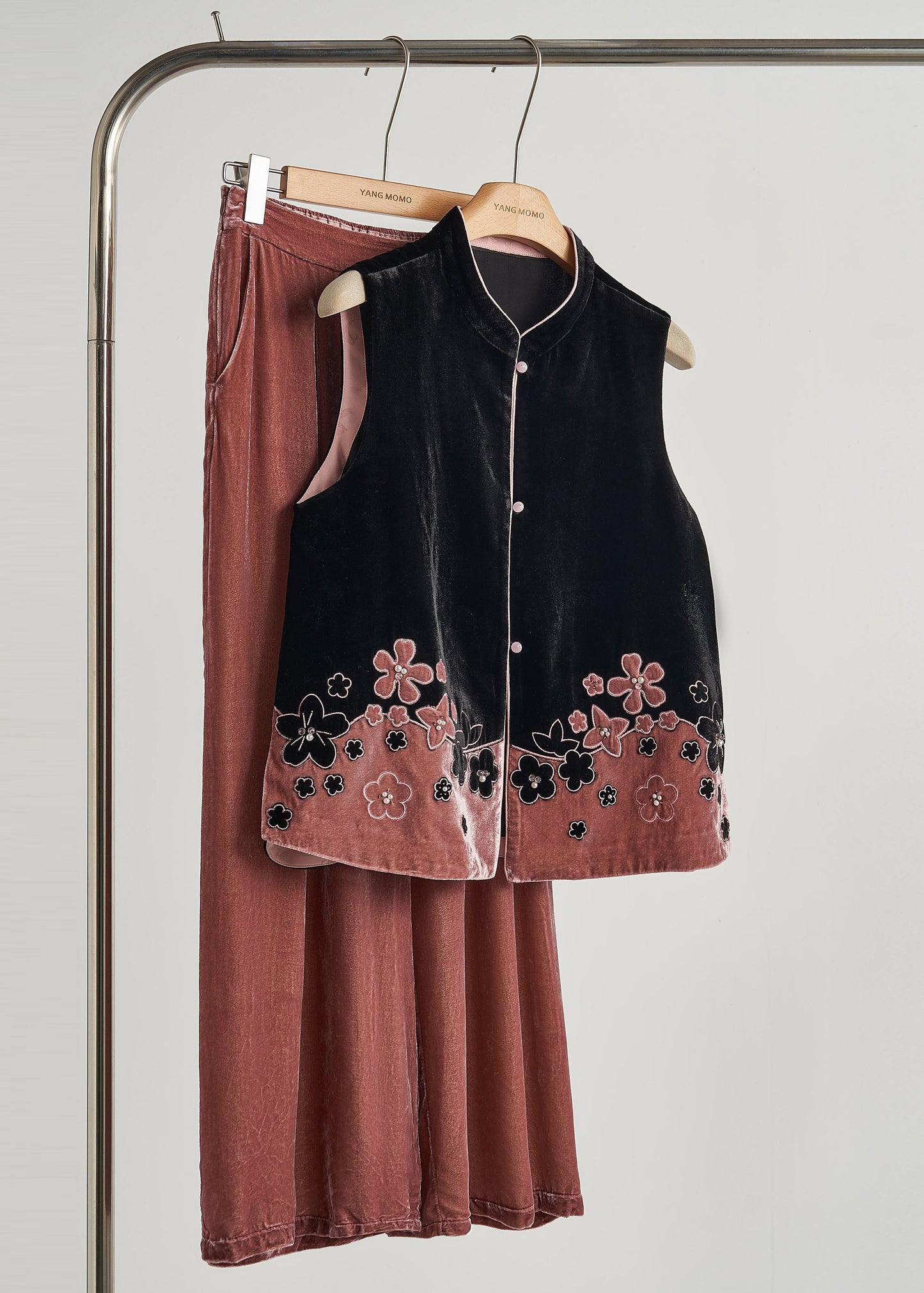 Fine Black Mandarin Collar Patchwork Flower Silk Velour Tops Fall