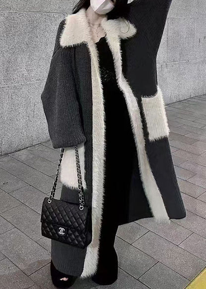 Feiner schwarzer langer Strickcardigan mit Peter-Pan-Kragen, Taschen und Patchwork-Muster aus Nerzhaar für den Winter