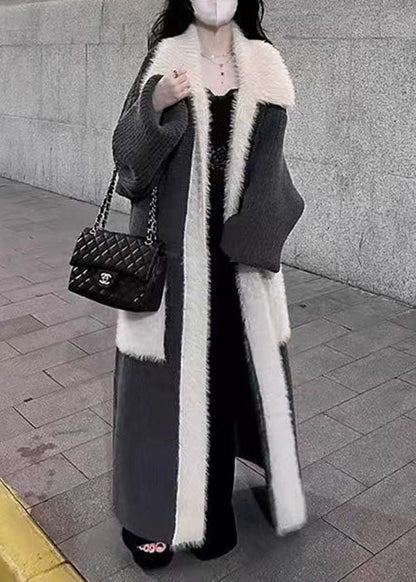 Feiner schwarzer langer Strickcardigan mit Peter-Pan-Kragen, Taschen und Patchwork-Muster aus Nerzhaar für den Winter