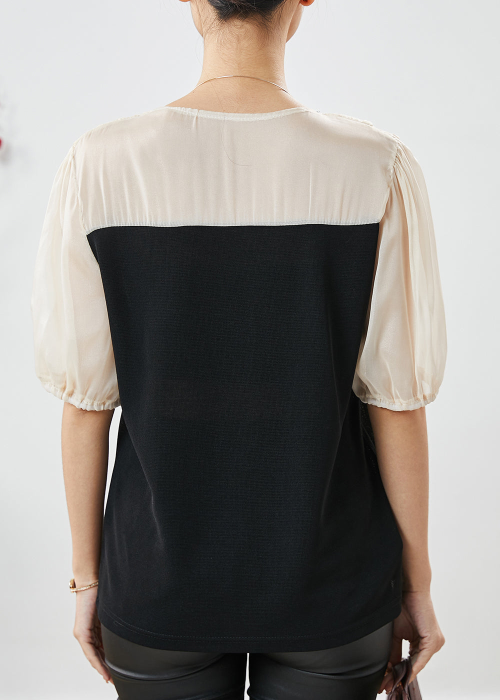 Feines schwarzes Patchwork-Spandex-Shirt mit quadratischem Kragen für den Sommer