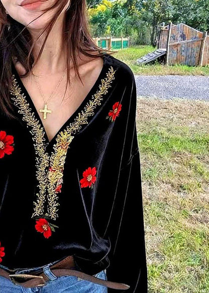 Feines schwarzes Seidenvelourshemd mit V-Ausschnitt und Stickerei (Frühling)