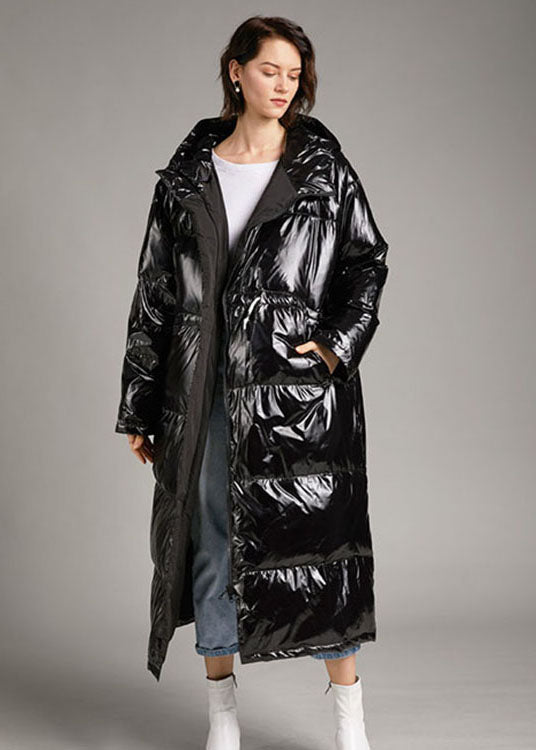 Feine schwarze Winter-Daunenjacke mit Reißverschluss und Taillenbund in Slim Fit