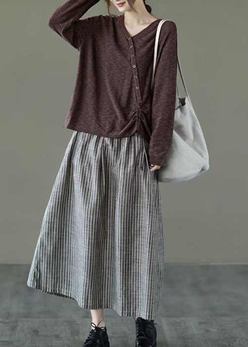 Feine braune Winterpullover mit V-Ausschnitt und Knopfleiste