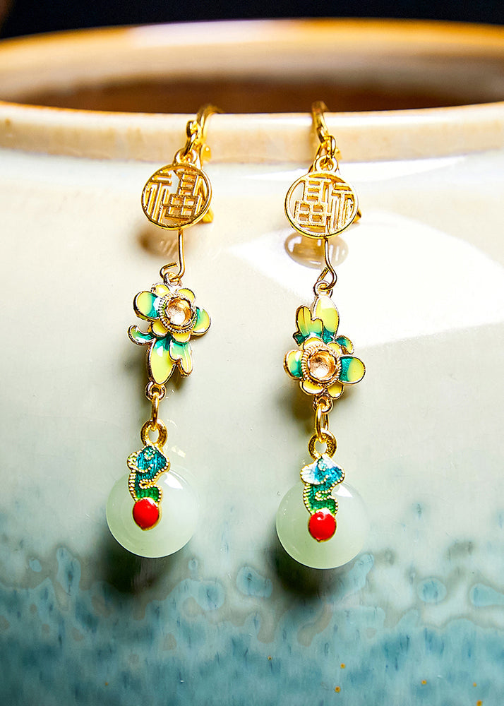 Pendientes colgantes de jade con el personaje Fu y pinturas de flores finas