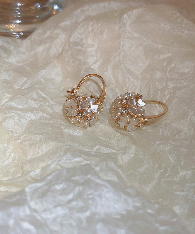 Pendientes florales con forma de bola de circonita acrílica de aleación de oro fino