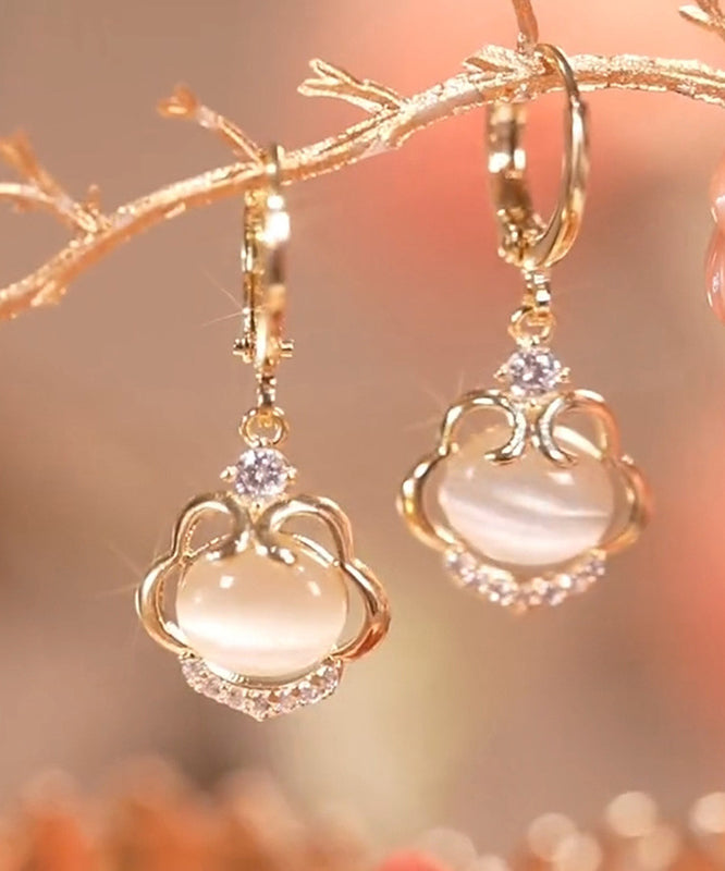 Pendientes colgantes con candado Ruyi y piedra de ojo de gato de circonita y cobre dorado fino