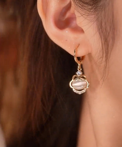 Pendientes colgantes con candado Ruyi y piedra de ojo de gato de circonita y cobre dorado fino