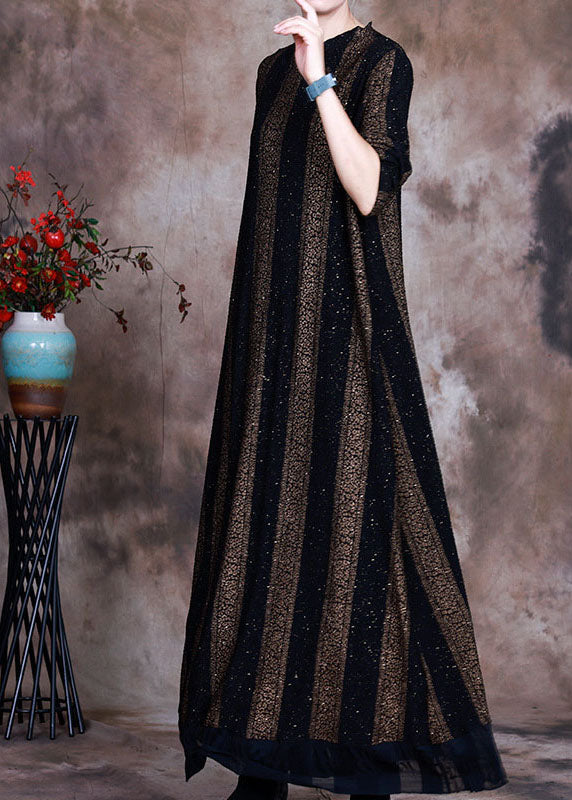 Feines Khaki Asymmetrisches Gestreiftes Kleid Frühling