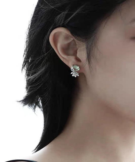 Pendientes de plata de ley con circonitas y flor de hielo de color verde claro