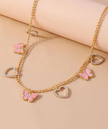 Feine Halskette mit Schmetterlingsanhänger aus Sterlingsilber mit Zirkonia-Überzug in Lila