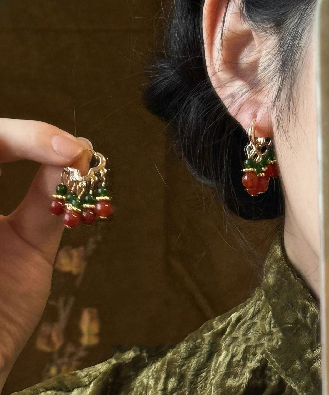 Feine Regenbogen-Ohrringe aus Sterlingsilber mit vergoldeten Perlen