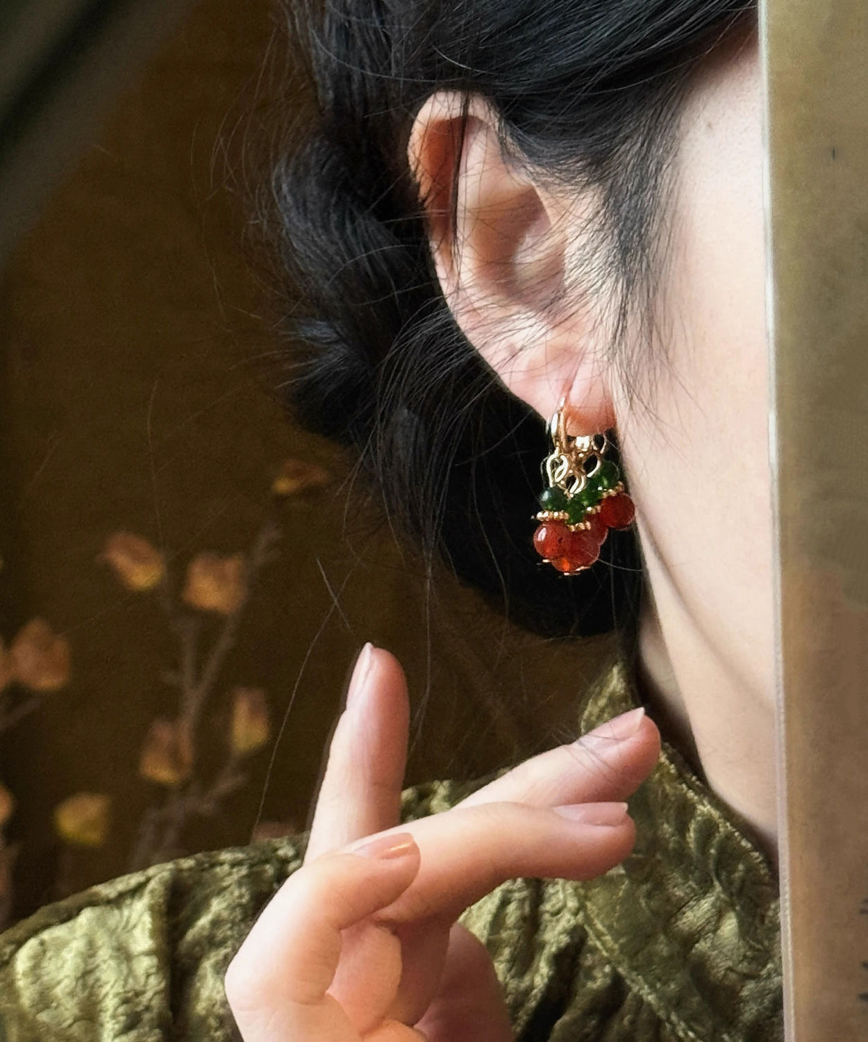 Feine Regenbogen-Ohrringe aus Sterlingsilber mit vergoldeten Perlen