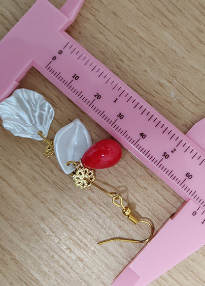 Pendientes colgantes de coral y concha en forma de gota roja