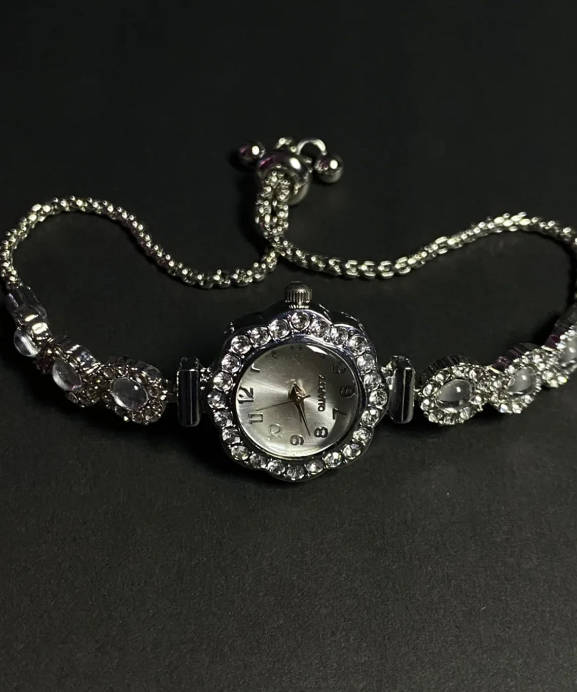 Uhren mit feiner Seidenlegierung, Zirkonia-Edelstein und herausziehbarer Fassung