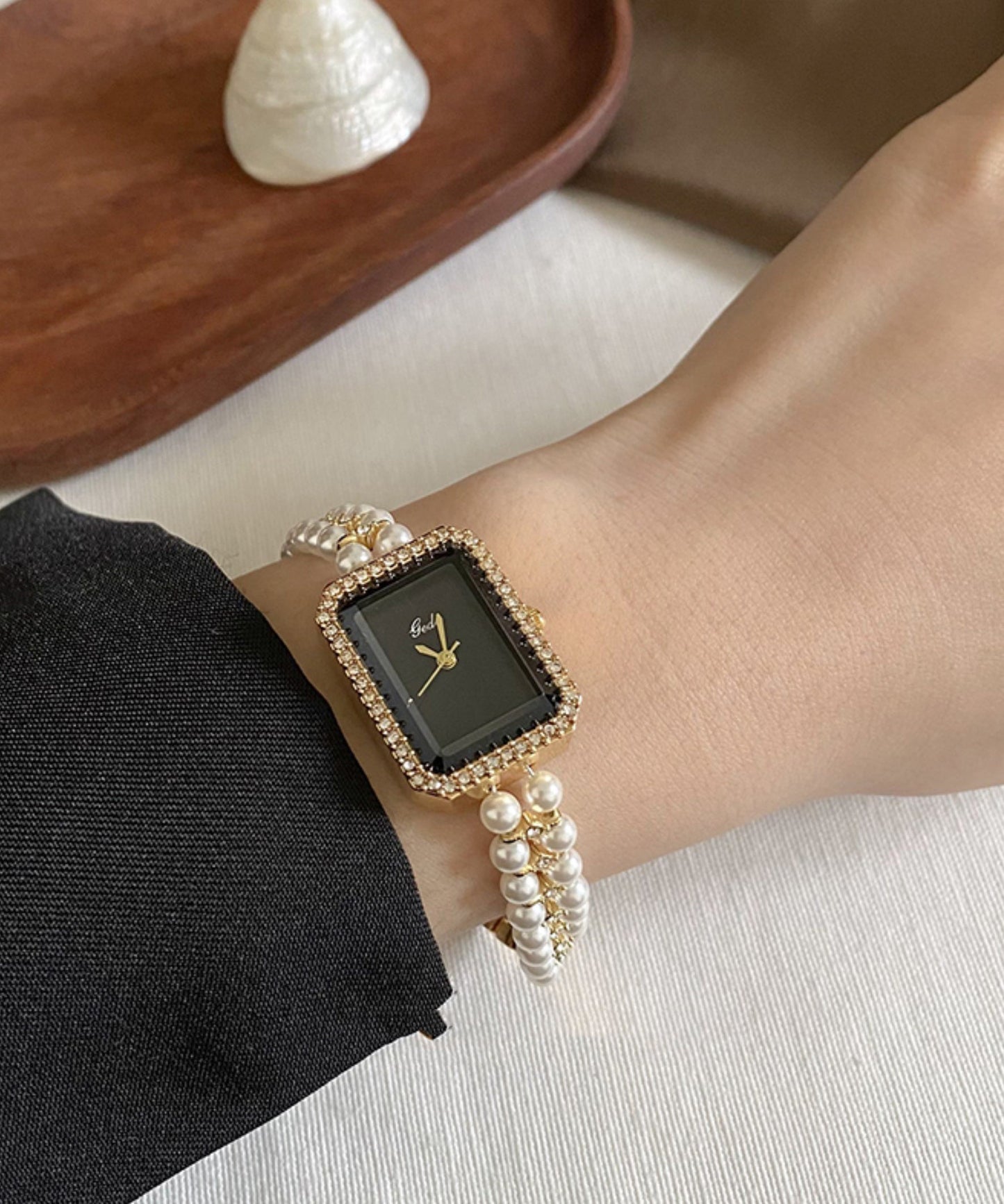 Fine Silk Stainless Steel Alloy Pearl Zircon Waterproof Watches