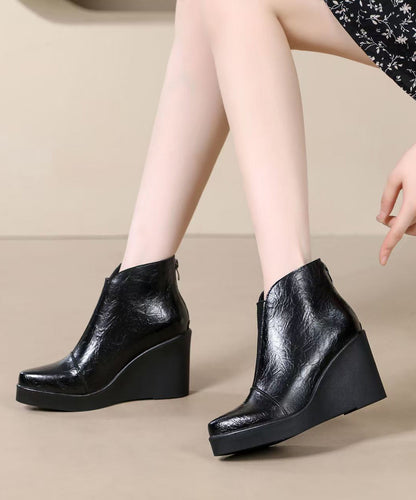 Feine Keilstiefel mit Ziernähten, braunes Rindsleder