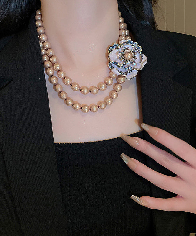 Feine Halskette mit floralem Anhänger aus Sterlingsilber mit Perlen und Zirkonia