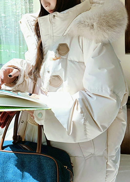 Parka de invierno fina de algodón fino con cuello alto, bolsillos y capucha gruesa.