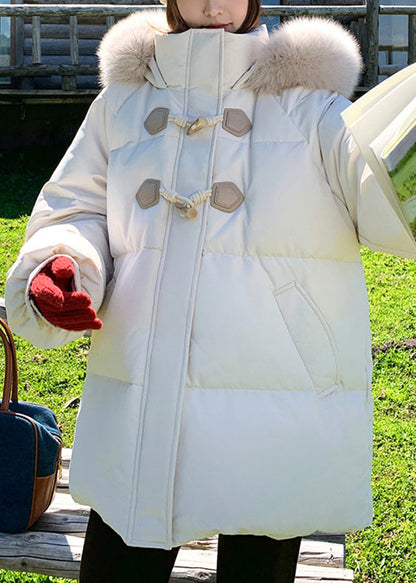 Parka de invierno fina de algodón fino con cuello alto, bolsillos y capucha gruesa.
