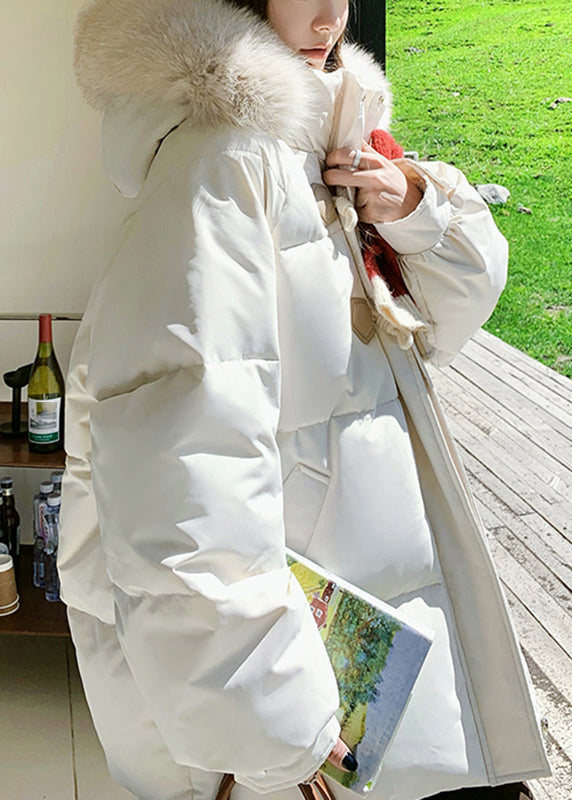 Parka de invierno fina de algodón fino con cuello alto, bolsillos y capucha gruesa.