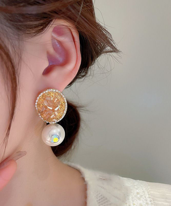 Pendientes ovalados de plata de ley amarilla con circonitas y perlas de cristal