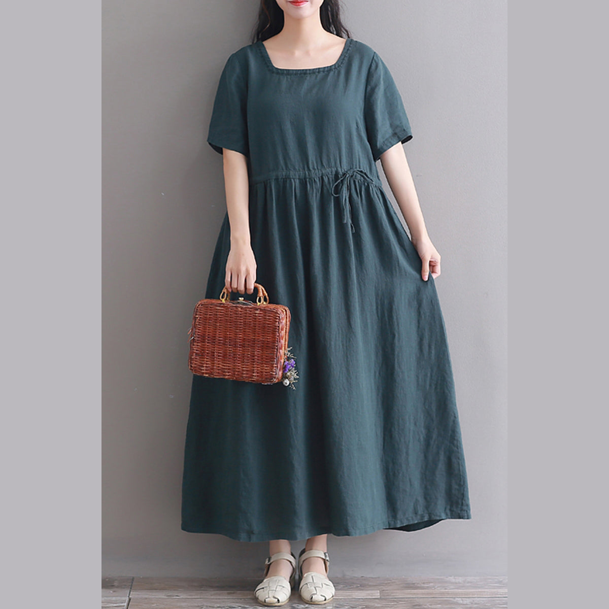 Feine schwarzgrüne lange Leinenkleider Oversize Square Collar Kurzarm Leinenkleid Vintage Extra großer Saum Kaftane