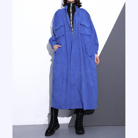 Feiner blauer langer Mantel in Übergröße Trenchcoat mit Reißverschluss und langen Ärmeln und Taschen