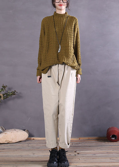 Taillierte schwarze asymmetrische Strickpullover Frühling