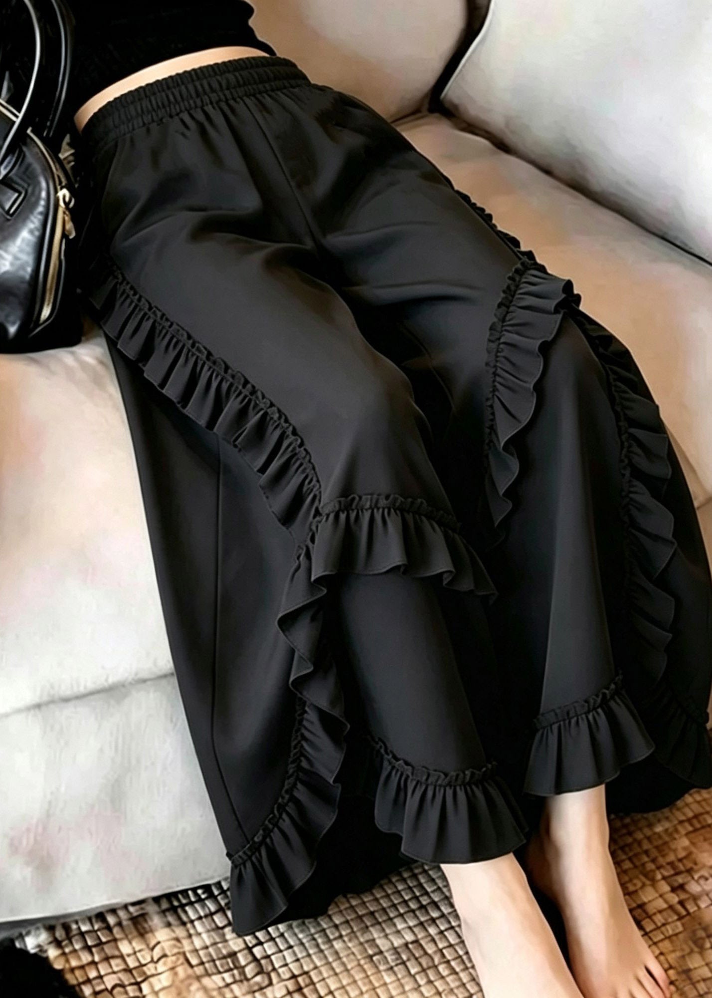 Fitted Black Ruffled Elastic Waist Crop Wide Leg Pants