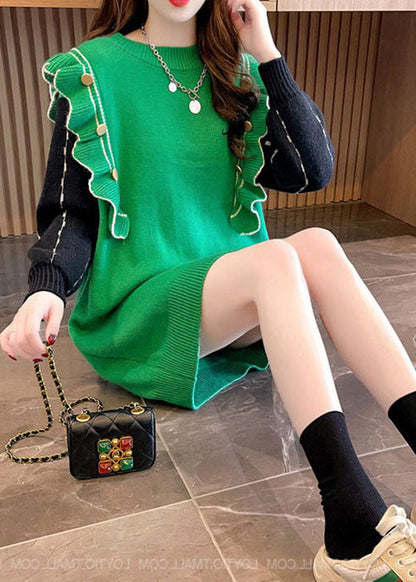 Tailliertes grünes, gerüschtes Kaschmir-Langstrickkleid für den Winter