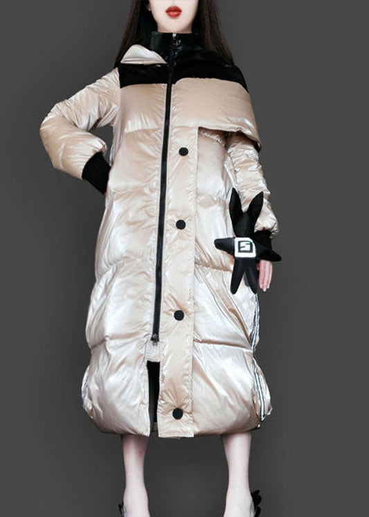 Taillierter Khaki-Wintermantel mit süßer Kapuze und asymmetrischem Design