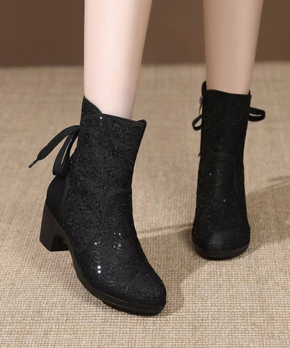 Beige, atmungsaktives Mesh-Gewebe, eng anliegende Pailletten-Stiefel mit klobigen Details