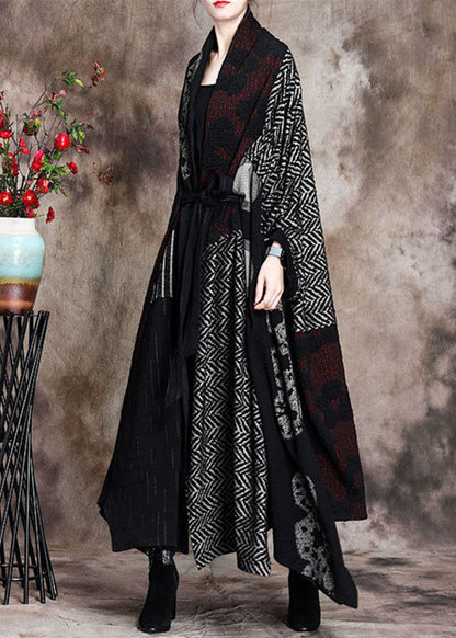 Taillierter Herbst-Cardigan mit asymmetrischem Patchwork-Design im Retro-Print